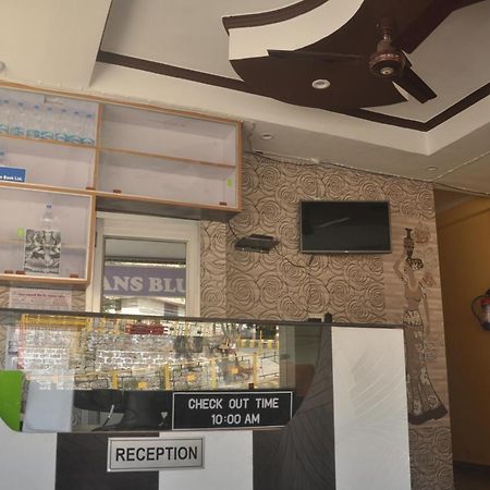 Hotel Lansblue Lansdowne Ngoại thất bức ảnh