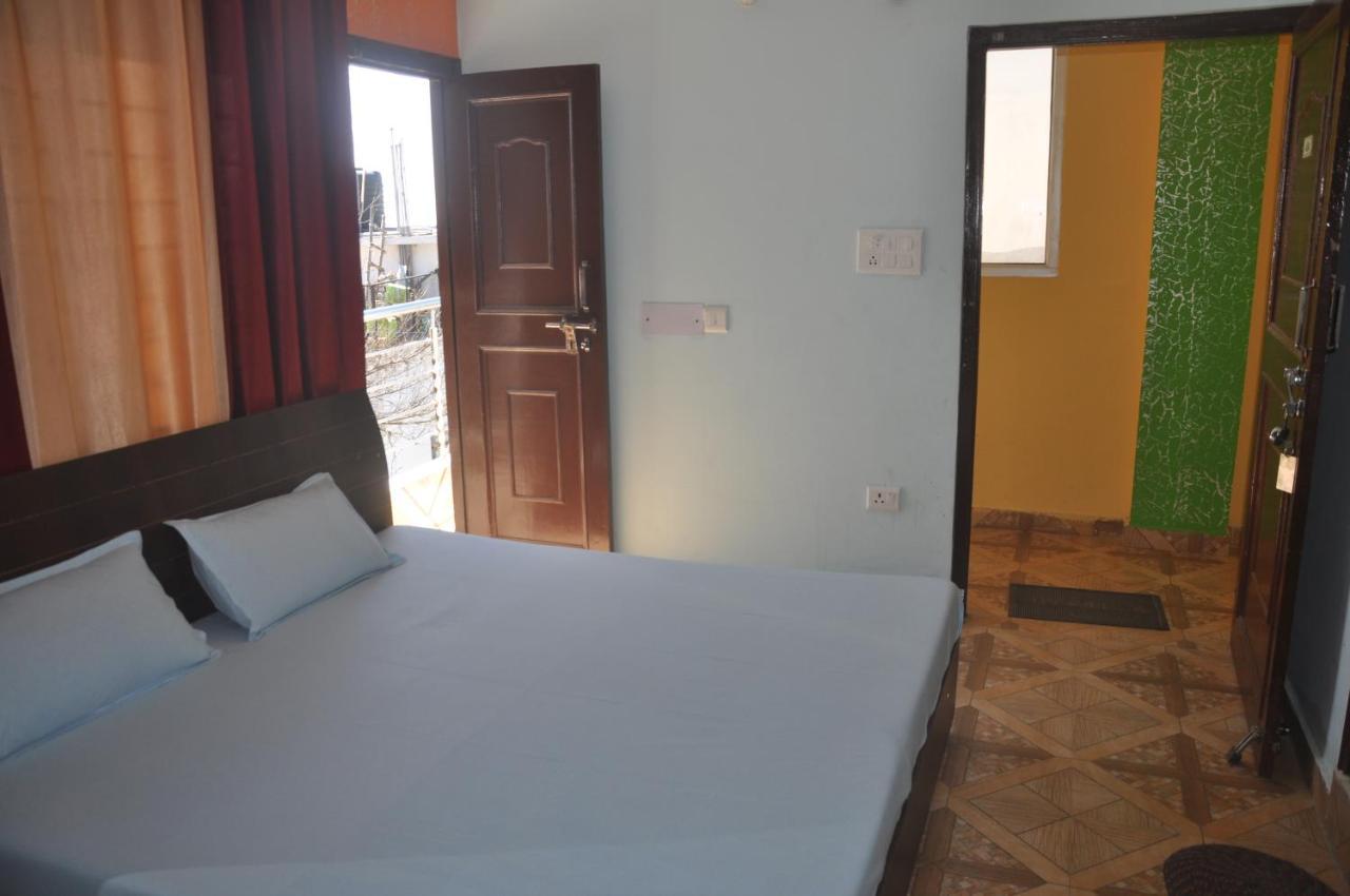 Hotel Lansblue Lansdowne Ngoại thất bức ảnh