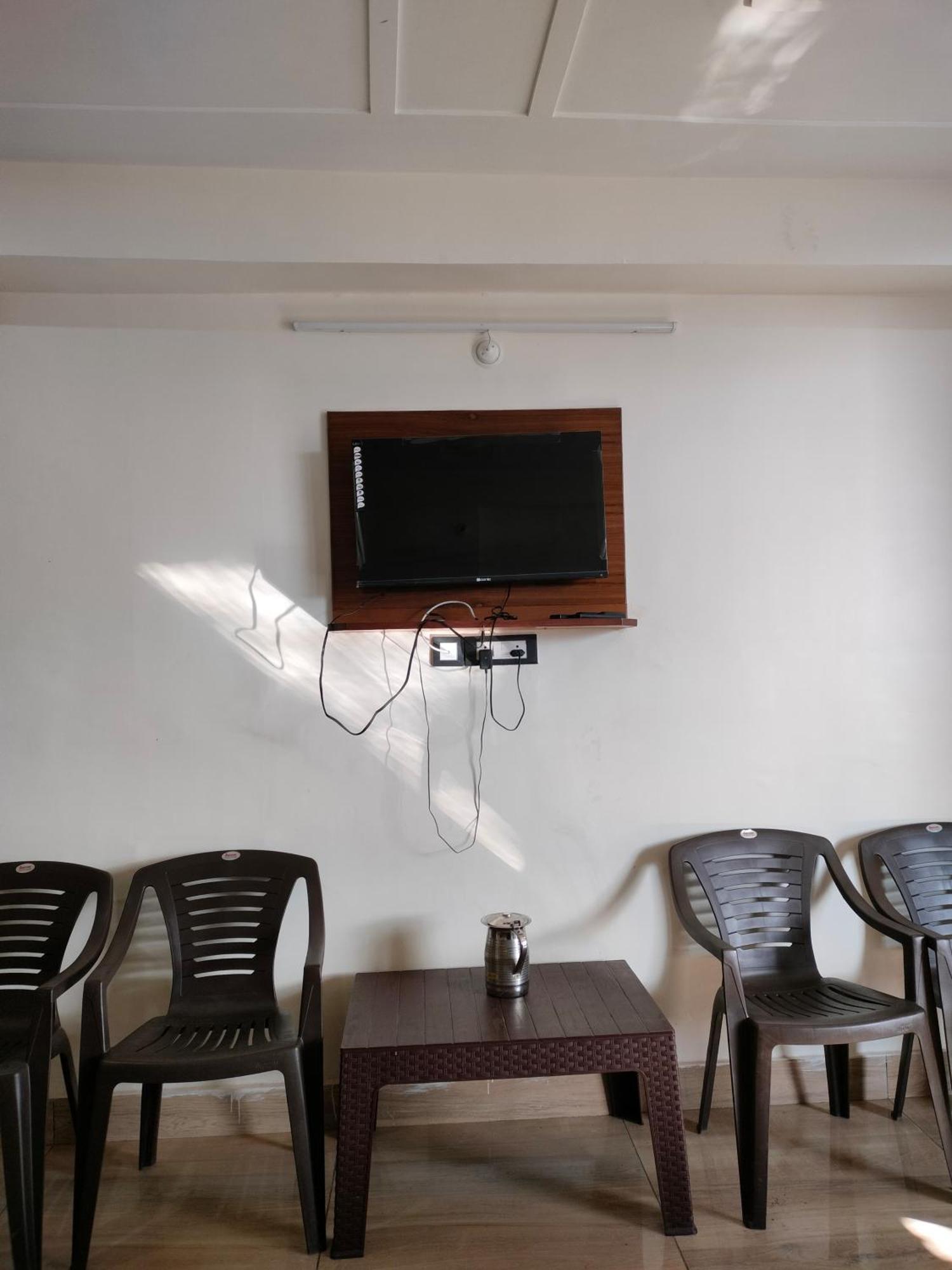 Hotel Lansblue Lansdowne Ngoại thất bức ảnh