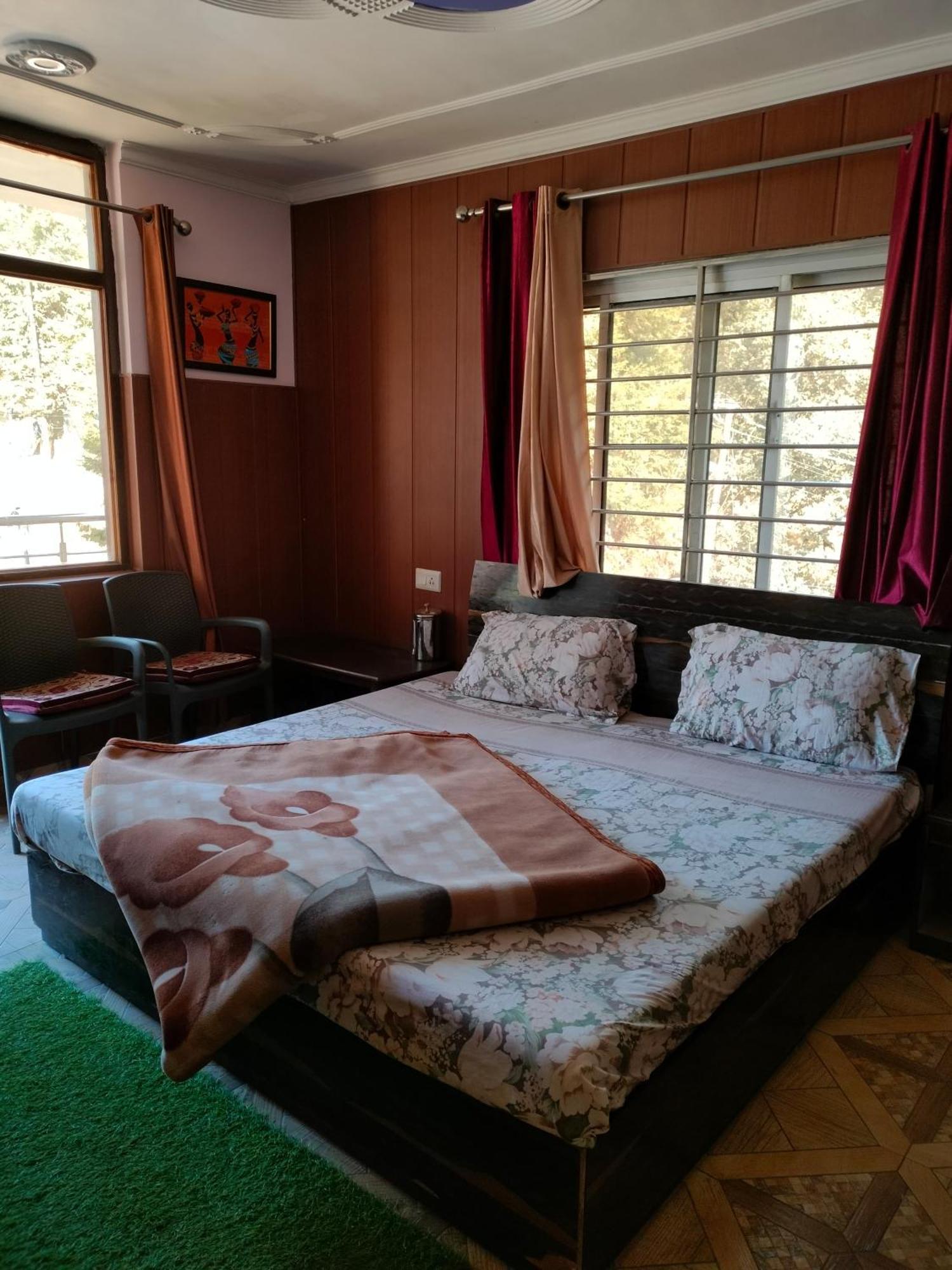 Hotel Lansblue Lansdowne Ngoại thất bức ảnh