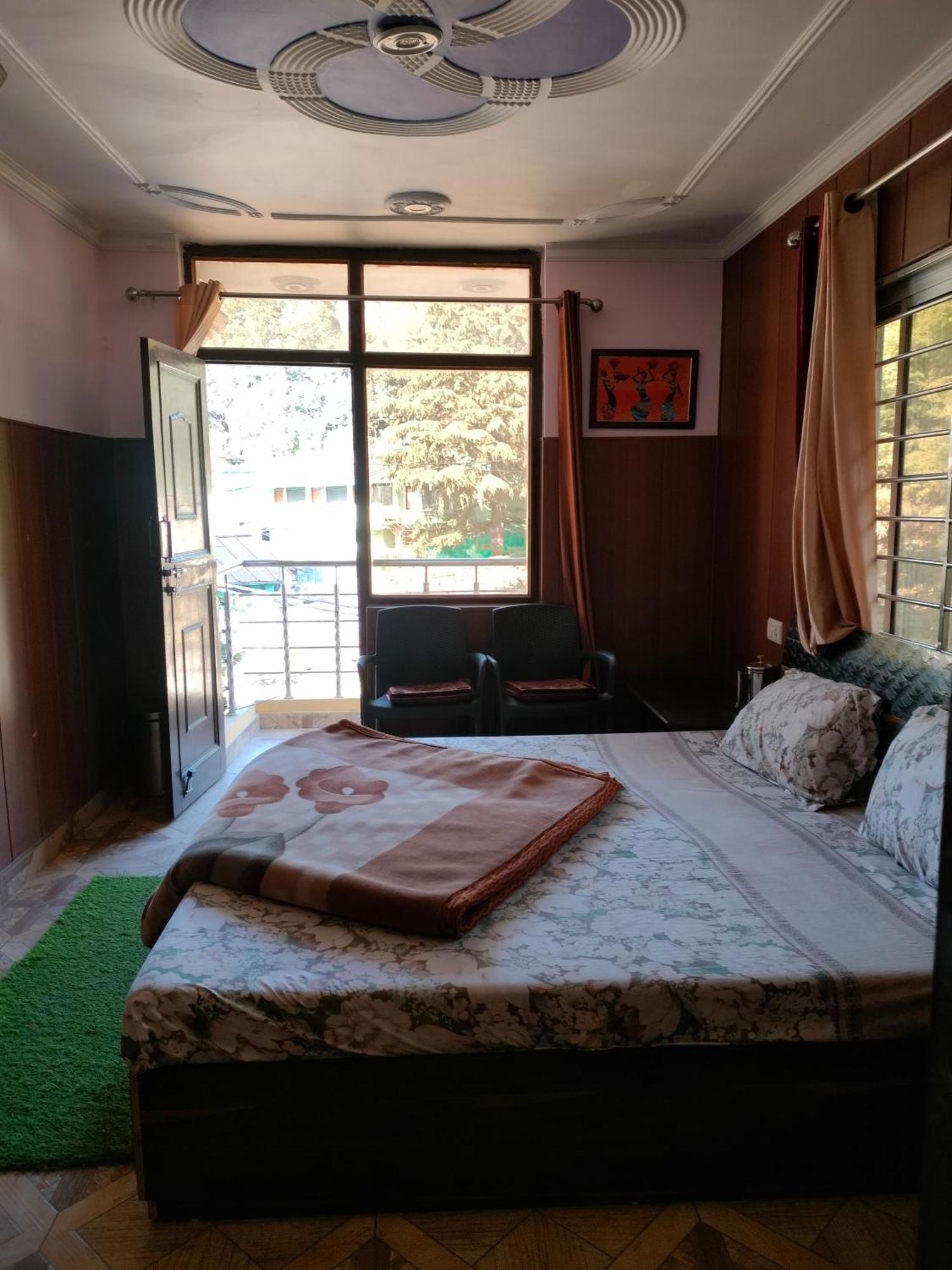Hotel Lansblue Lansdowne Ngoại thất bức ảnh