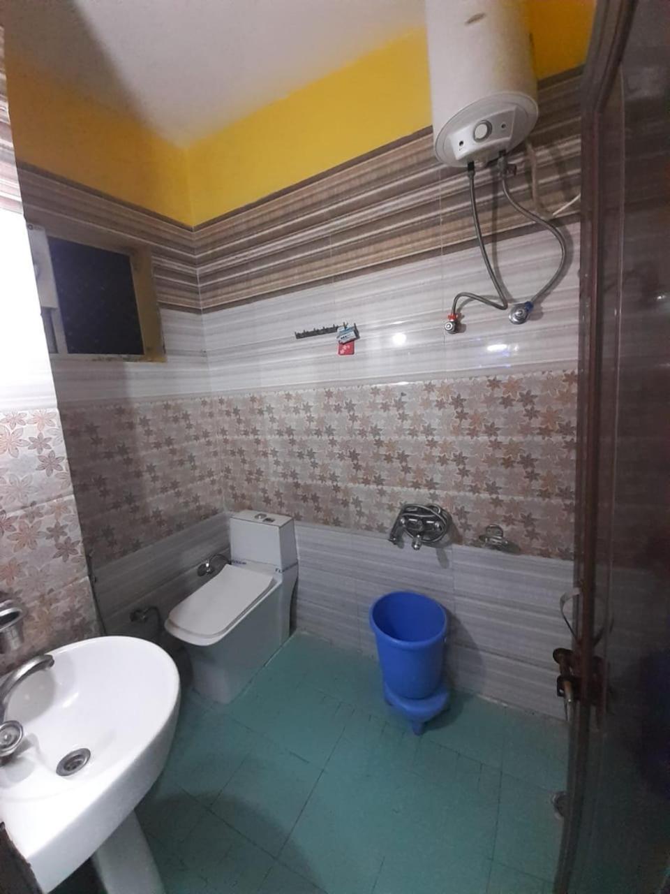 Hotel Lansblue Lansdowne Ngoại thất bức ảnh